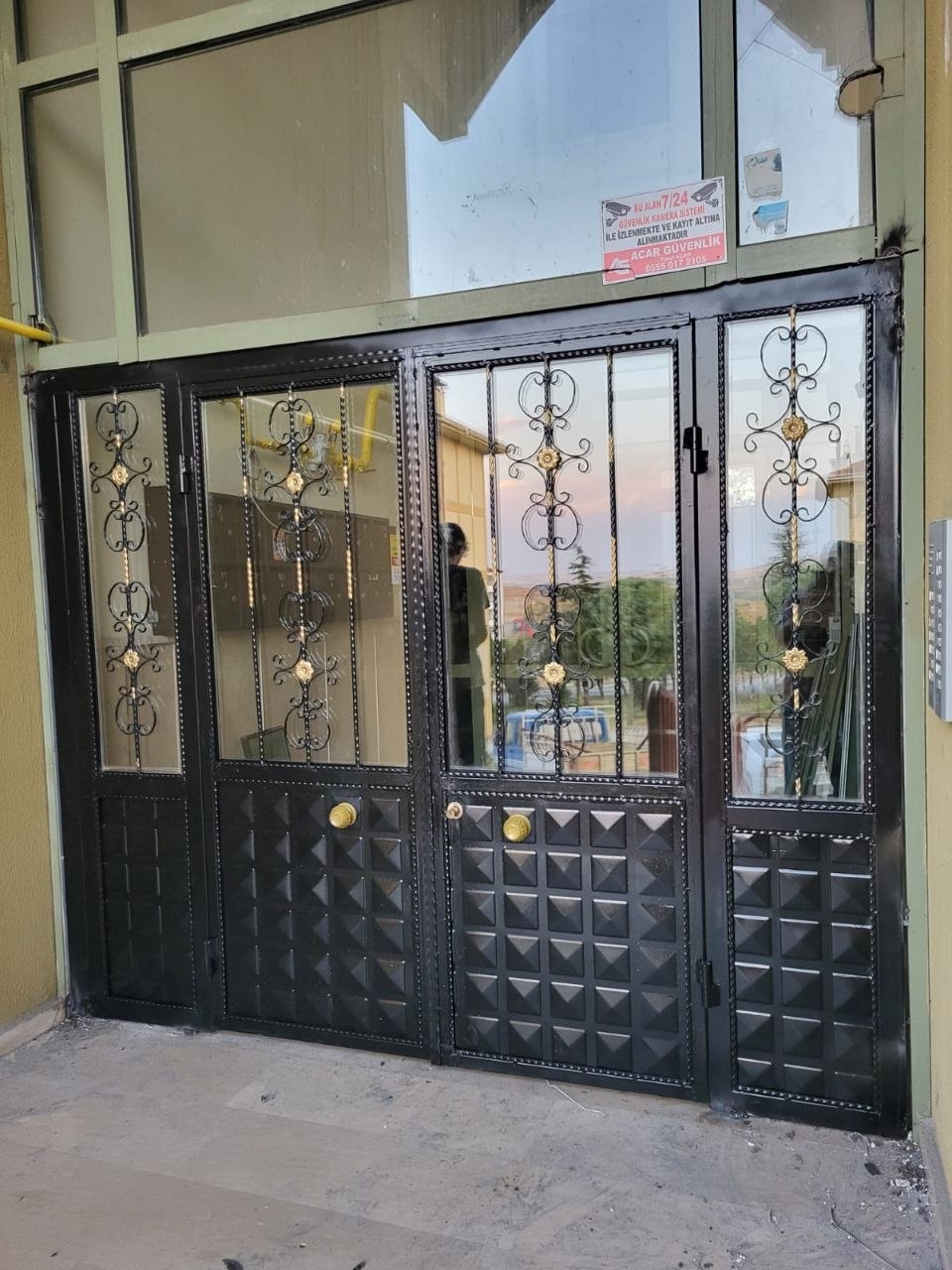 Bina Kapısı Uygulaması